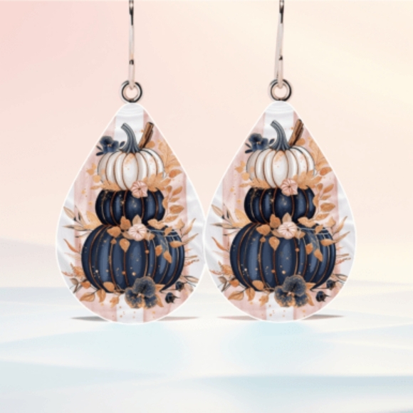 1 In Tear Drop Elegant Pumpkin Design Earrings - Picture 1 of 1